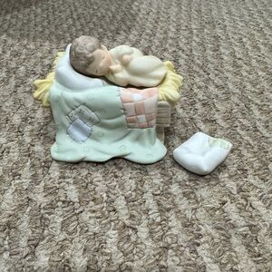 Precious Moments Behold the Lord Figurine